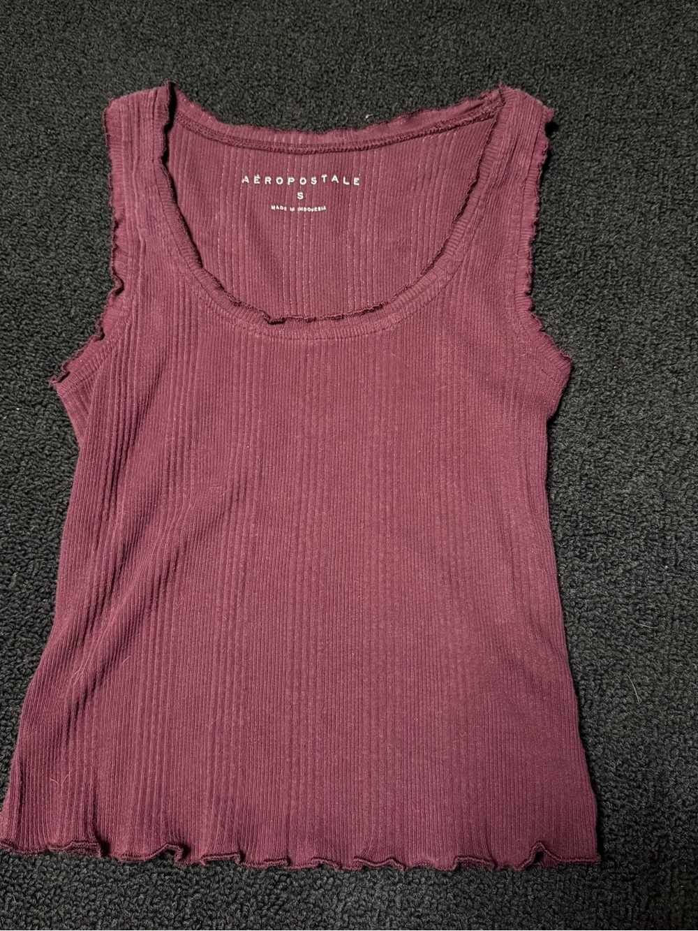 Aeropostale Ribbed Lettuce-Edge Tank Top - Wine